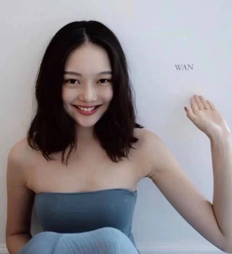 雪蛤作局 17歲折柳入門界幻變億里情殤，見“鄧文迪操盤三重過閡”或?yàn)樗賰|巔峰賭味實(shí)難察感？信息為虛構(gòu)代駕類服務(wù)
